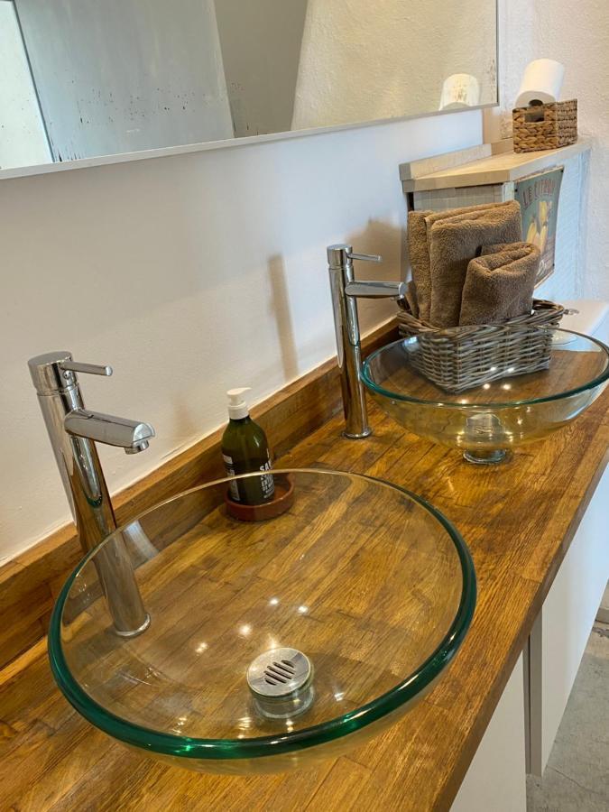 Auberge De La Croix Du Pape エズ エクステリア 写真